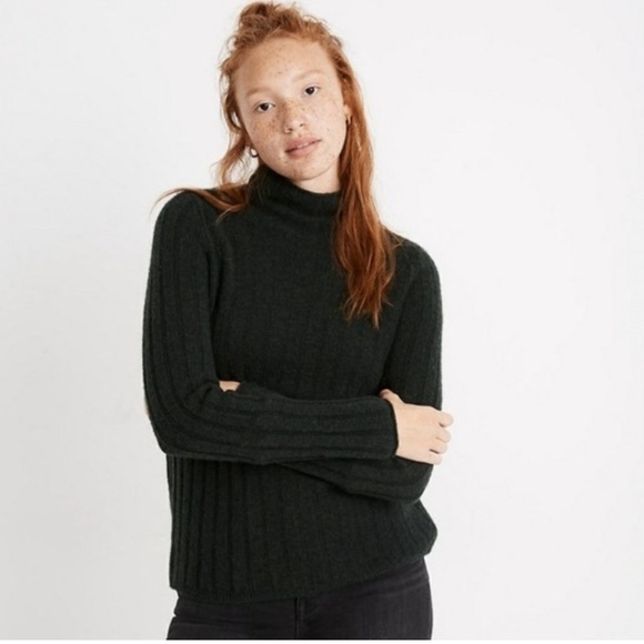 Madewell Sweaters - NWT Madewell Cozy Evercrest Turtleneck in Forest Green